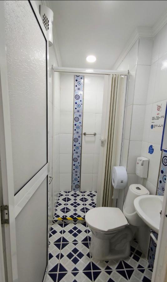Casa Hotel Manco Mora 메딜린 외부 사진