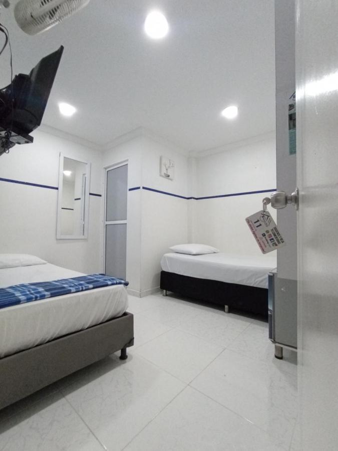 Casa Hotel Manco Mora 메딜린 외부 사진