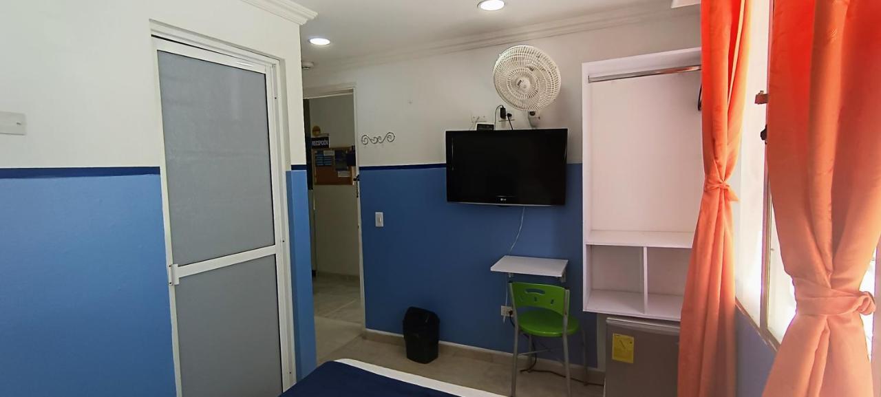 Casa Hotel Manco Mora 메딜린 외부 사진
